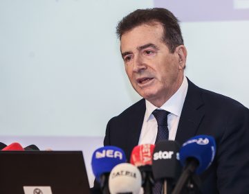 Μέτρα για την οπλοκατοχή ανακοίνωσε ο Χρυσοχοΐδης: «Δεν θα κάνουν κουμάντο στο νησί οι τοπικές μαφίες και οι νταήδες και ας το βάλουν καλά στο μυαλό τους»