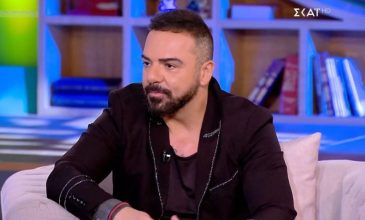 Τριαντάφυλλος για Μαρία Αντωνά: «Μετά τον Άρη, ερωτεύτηκε τον Λιάγκα, αυτά συμβαίνουν στις γυναίκες»