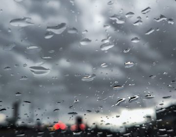 Καιρός: Πού προβλέπονται ισχυρές βροχές και καταιγίδες