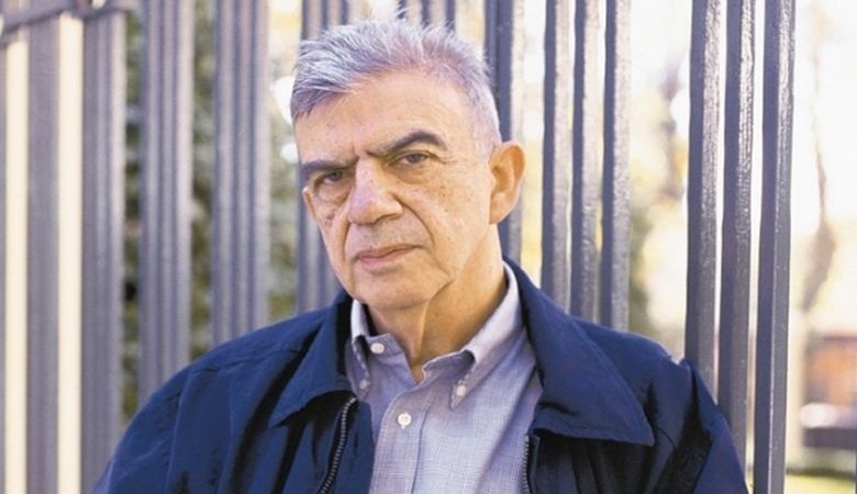 Μένης Κουμανταρέας: Επιστρέφουν στη φυλακή οι δύο Ρουμάνοι που καταδικάστηκαν για τη δολοφονία του συγγραφέα