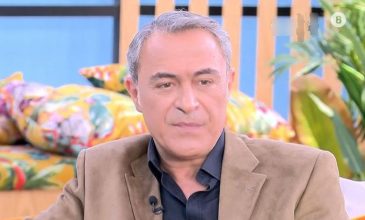 Θανάσης Κουρλαμπάς: Βίωσα cancel και πρέπει να κάνεις την αυτοκριτική σου