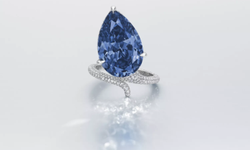 Πωλήθηκε πάνω από 25 εκατ. δολάρια το μπλε διαμάντι σε δημοπρασία του Christie’s