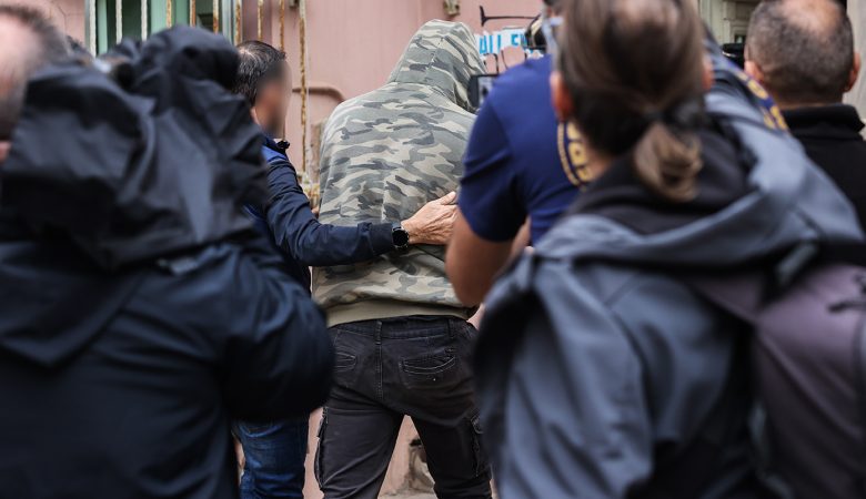 Μακελειό στα Βορίζια: Ο 23χρονος ανιψιός του Καργάκη «βρισκόταν σε έναν γάμο εκείνο το βράδυ», όταν έγινε η έκρηξη στο σπίτι