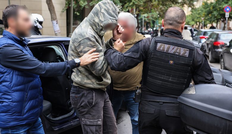 Αιματηρή βεντέτα στα Βορίζια: Προθεσμία για να απολογηθεί έλαβε ο 23χρονος για την έκρηξη στο σπίτι των Φραγκιαδάκηδων