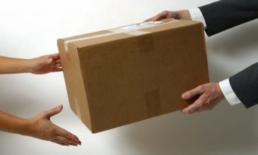 Οι χώρες της ΕΕ ενέκριναν τη φορολόγηση των μικρών δεμάτων που εισάγονται εκτός ευρωπαϊκής ζώνης