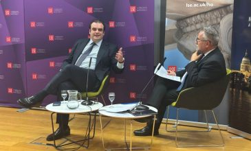Πιερρακάκης στο LSE: Η Ελλάδα είναι παράδειγμα δημοσιονομικής πειθαρχίας και μεταρρυθμίσεων