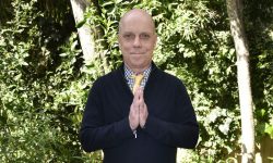 Μέλη εμβληματικών ροκ συγκροτημάτων ενώνονται σε supergroup για την έρευνα για τον καρκίνο