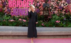 Η Μπρίτζετ Τζόουνς απέκτησε το δικό της άγαλμα στο Λονδίνο