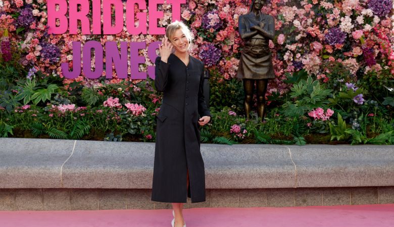 Η Μπρίτζετ Τζόουνς απέκτησε το δικό της άγαλμα στο Λονδίνο