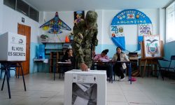 Δημοψήφισμα στον Ισημερινό: Οι πολίτες απέρριψαν την επιστροφή των ξένων στρατιωτικών βάσεων