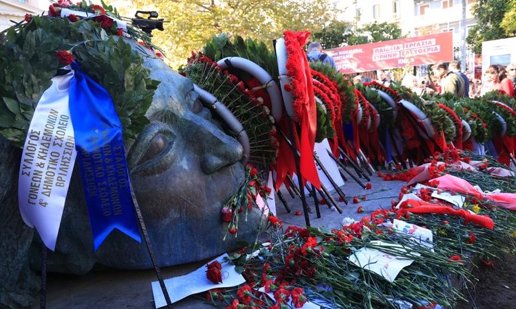 Δρακόντεια τα μέτρα ασφαλείας για την επέτειο του Πολυτεχνείου, με τουλάχιστον 5.000 αστυνομικούς