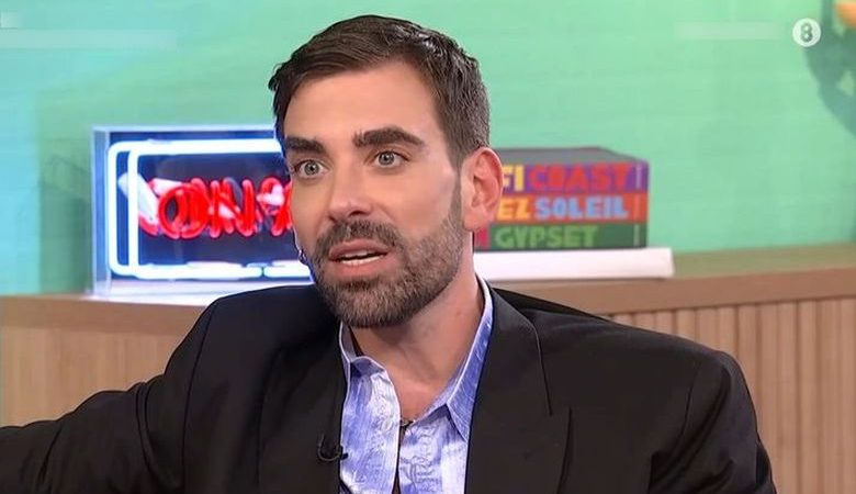 Έντι Γαβριηλίδης: Το φόρεμα που έβαλε η Lady Gaga πουλήθηκε σε δημοπρασία για αστρονομικό ποσό κι έτσι έφτιαξα την εταιρεία μου