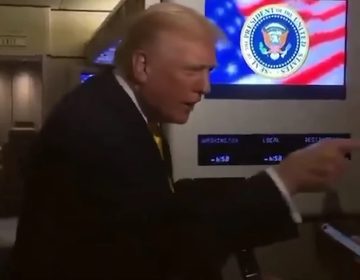 Δημοσιογράφοι… εκνεύρισαν τον Τραμπ: «Σιωπή γουρούνα!» στη μια, «είσαστε φρικτή δημοσιογράφος» στην άλλη