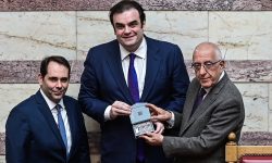 Προϋπολογισμός 2026: Ενίσχυση 3,2 δισ. ευρώ για μισθωτούς επαγγελματίες αγρότες και ένστολους το 2026