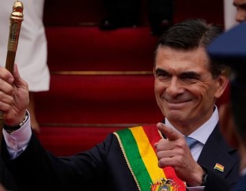 Ο πρόεδρος της Βολιβίας Πας καταργεί το υπουργείο Δικαιοσύνης – «Το υπουργείο διωγμών τέλειωσε, το υπουργείο αδικίας τέλειωσε»