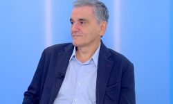 Τσακαλώτος για Τσίπρα: Δεν μπορείς να συνεργαστείς με πεφωτισμένο ηγέτη που λέει «δεν σας κόβει και πρέπει να έρθω εγώ»