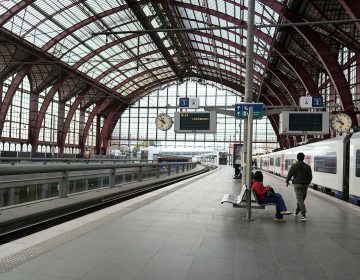 Παραλύει από σήμερα το Βέλγιο για εθνική απεργία τριών ημερών