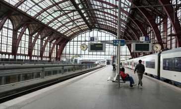 Παραλύει από σήμερα το Βέλγιο για εθνική απεργία τριών ημερών