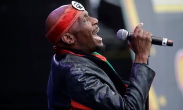 Πέθανε ο θρυλικός τραγουδιστής της ρέγκε Τζίμι Κλιφ