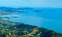 Πώς μεταπωλείται σωστά ένα πολυτελές ακίνητο στην Ελλάδα