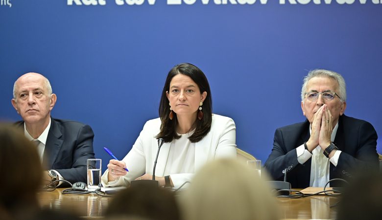 Οι 12 ερωτήσεις και απαντήσεις για τη συμφωνία του Υπουργείου Εργασίας και των εθνικών κοινωνικών εταίρων σχετικά με τις ΣΣΕ