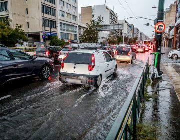 Κακοκαιρία Adel: 127 κλήσεις στην Πυροσβεστική από την Παρασκευή στην Αττική