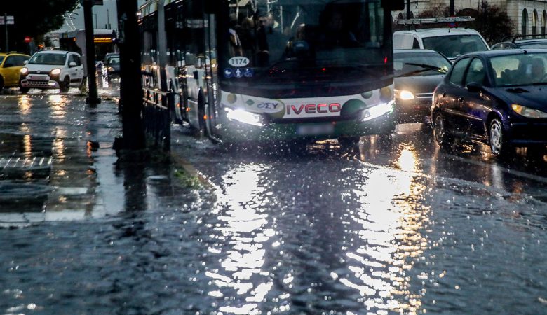 Αστεροσκοπείο Αθηνών: Σε Φάληρο, Άλιμο και Κηφισιά τα μεγαλύτερα ύψη βροχόπτωσης