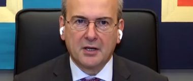 Χατζηδάκης: Η Ελλάδα δεν χάνει χρήματα και οι ειλικρινείς αγρότες θα πάρουν περισσότερες επιδοτήσεις