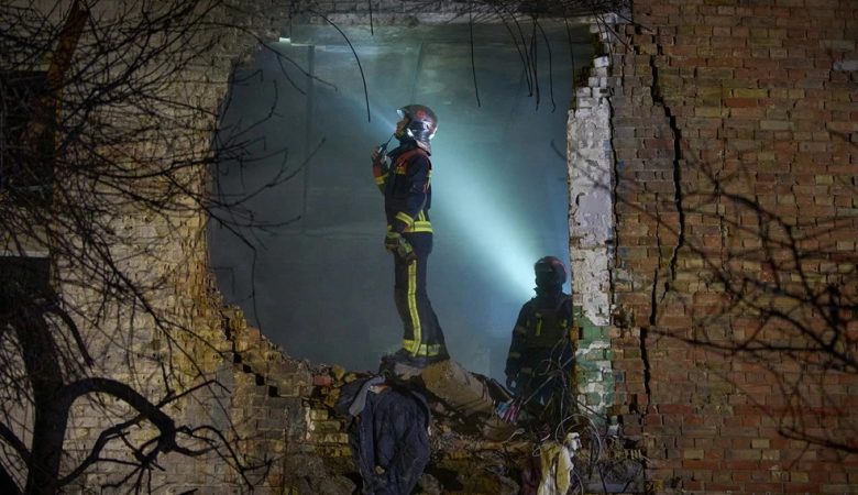 Χωρίς ρεύμα 600.000 άνθρωποι στην Ουκρανία εξαιτίας ρωσικών πληγμάτων