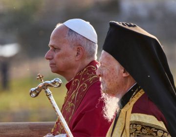 Στο Φανάρι σήμερα ο Πάπας Λέων ΙΔ’ – Θα υπογράψει κοινή διακήρυξη με τον Οικουμενικό Πατριάρχη Βαρθολομαίο