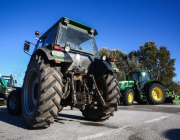 Ένταση και χημικά στις κινητοποιήσεις των αγροτών