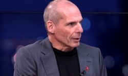 Βαρουφάκης: Ο Αλέξης Τσίπρας έκανε οντισιόν στη σκηνή του Παλλάς με τον ίδιο θίασο