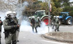 Aστυνομικός τραυματίστηκε στα επεισόδια με τους αγρότες στον δρόμο προς το αεροδρόμιο «Μακεδονία»
