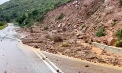 Πλημμυρισμένοι δρόμοι και διακοπές κυκλοφορίας σε Πιερία, Χαλκιδική και Ημαθία