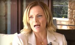 Χριστίνα Λαμπίρη: Μας τελείωσε ο… έρωτας με την τηλεόραση!