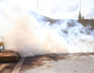 Για εγκληματική οργάνωση θα κατηγορηθούν οι αγρότες που έσπασαν περιπολικά και χτύπησαν αστυνομικούς στην Κρήτη