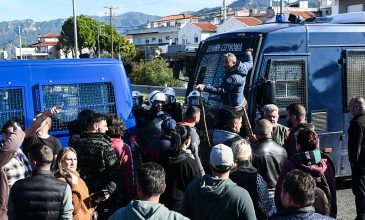 Μικρής έκτασης επεισόδια στη γέφυρα Ρίου-Αντιρρίου – Σε πλήρη εξέλιξη η κινητοποίηση αγροτών και κτηνοτρόφων από Αχαΐα και Αιτωλοακαρνανία