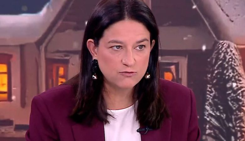 Κεραμέως: Αυξημένες και νωρίτερα του προβλεπόμενου οι συντάξεις Ιανουαρίου