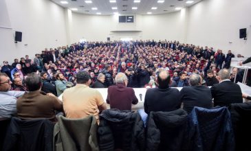 Παραμένουν στα μπλόκα οι αγρότες και αποστέλλουν τα αιτήματά τους στην κυβέρνηση – Κλιμακώνουν τις κινητοποιήσεις τους