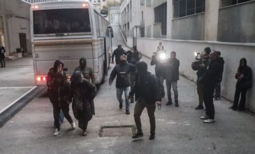 Ελεύθερες με όρους η σύζυγος και η αδελφή του αγροτοσυνδικαλιστή για τις παράνομες επιδοτήσεις του ΟΠΕΚΕΠΕ