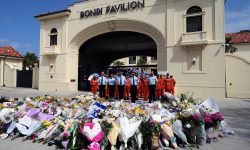 Μακελειό σε παραλία του Σίδνεϊ: Πατέρας και γιος οι δράστες, στους 16 οι νεκροί – Ο 24χρονος ήταν γνωστός στις Αρχές για επαφές με τον ISIS