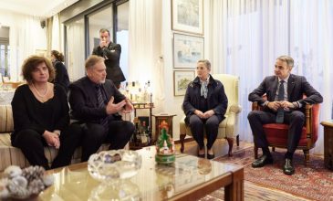 Ο πρωθυπουργός με τον πρόεδρο του Ισραήλ επισκέφθηκαν την οικογένεια του Ιωνά Καρούση