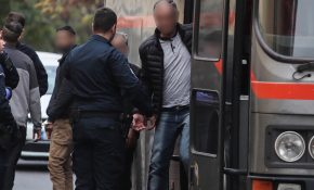 Καταπέλτης για τον πρώην αστυνομικό της Βουλής: Τέσσερις φορές ισόβια συν 80 έτη για την σεξουαλική κακοποίηση των παιδιών του