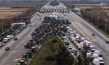 Μηχανοκίνητη πορεία παραγωγών και εμπόρων προς τα διόδια Μαλγάρων – Επ’ αόριστον απεργία στις λαϊκές αγορές