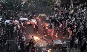 Εκρηκτική η κατάσταση στο Ιράν με τις αντικυβερνητικές διαδηλώσεις – Στους 45 έχουν φτάσει οι νεκροί