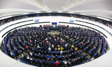 Πράσινο φως από το Ευρωπαϊκό Κοινοβούλιο σε κατάλογο «ασφαλών χωρών» και νέες διαδικασίες ασύλου