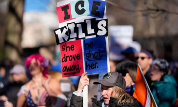 ΗΠΑ: «Εκατοντάδες» επιπλέον ομοσπονδιακούς αστυνομικούς στέλνει η κυβέρνηση στη Μινεάπολη – «Θα συνεχίσουμε να εφαρμόζουμε τον νόμο»