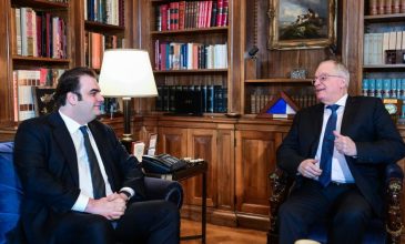 Πιερρακάκης στον Πρόεδρο της Δημοκρατίας: «Στόχος για το 2026 η ανάπτυξη να φτάσει σε κάθε σπίτι»