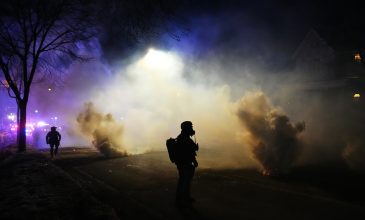 Το Πεντάγωνο θέτει σε ετοιμότητα περίπου 1.500 στρατιώτες για πιθανή ανάπτυξη στη Μινεσότα