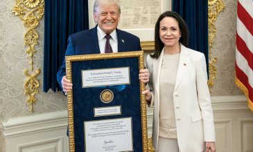 Η Ματσάδο προσέφερε το Νόμπελ Ειρήνης της στον Ντόναλντ Τραμπ – «Τι υπέροχη χειρονομία, ευχαριστώ, Μαρία!»